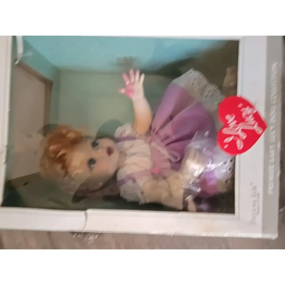 “I Love Lucy" Baby Lucy Doll - Grape Stomping Episode 150 open Box - Picture 5 of 8